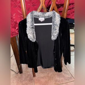 Vintage Vol. 1 Black Velvet Faux Fur Collar Cardigan